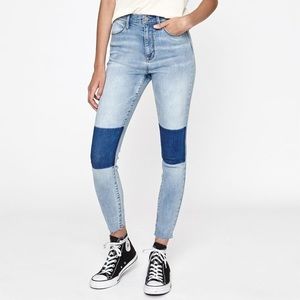 PacSun Super High Rise Ankle Jeggings w Knee Patch
